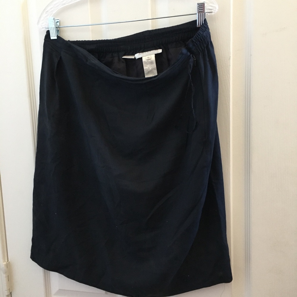 FINAL MARKDOWN Ladies Jones New York Silk Skirt (16)